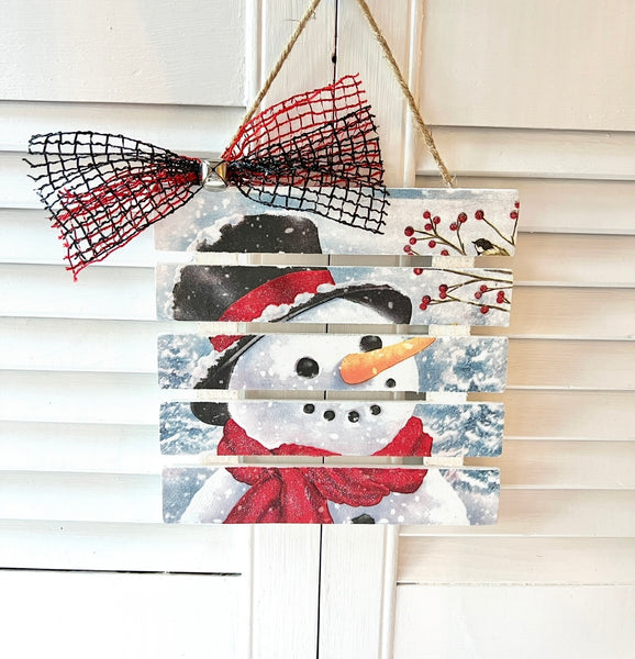 Snowman Pallet Hanger
